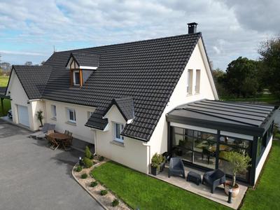 Pavillon - 180 m² - 8 pièces