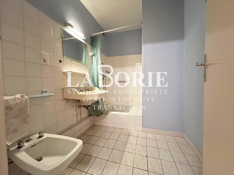 Mas - 179 m² - 7 pièces