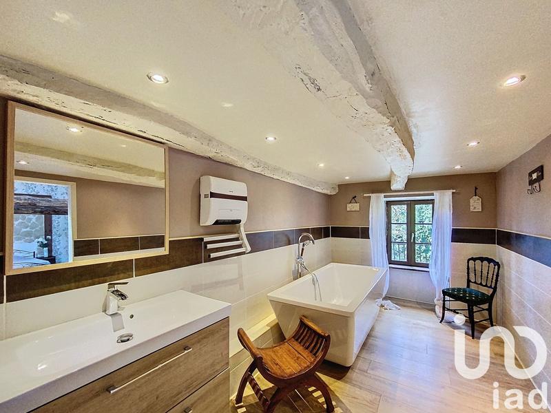 Maison - 172 m² - 4 pièces