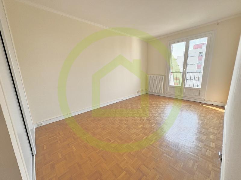Appartement - 86 m² - 4 pièces