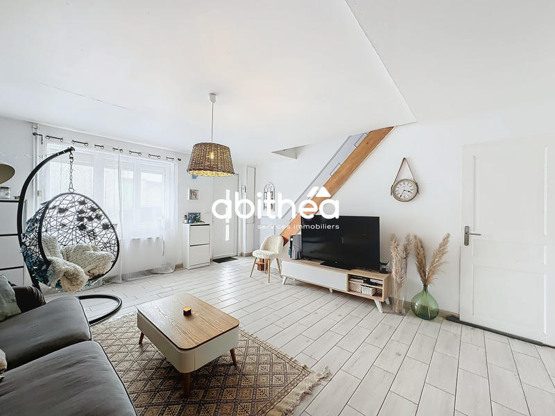 Maison - 105 m² - 4 pièces