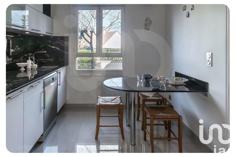 Maison - 184 m² - 7 pièces