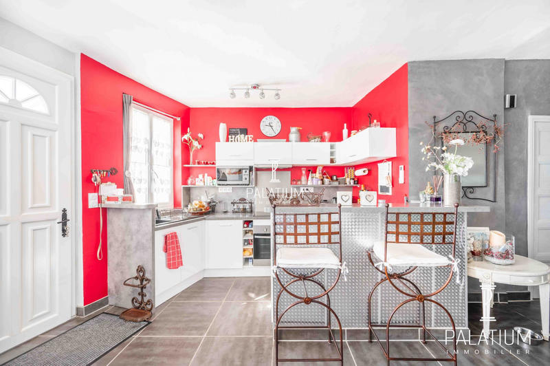 Maison - 95 m² - 4 pièces