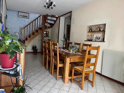Maison - 127 m² - 7 pièces