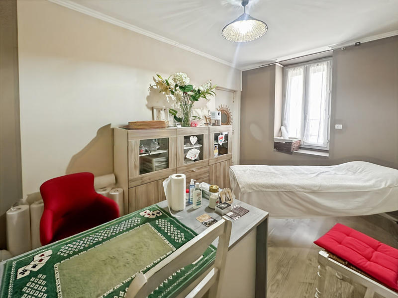 Maison - 101 m² - 6 pièces