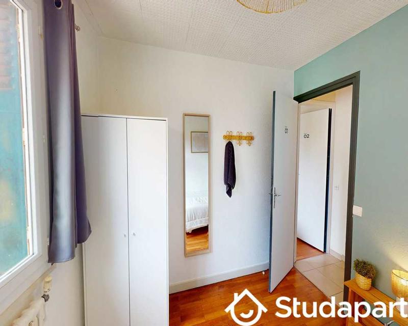 Chambre - 40 m² - 1 pièce