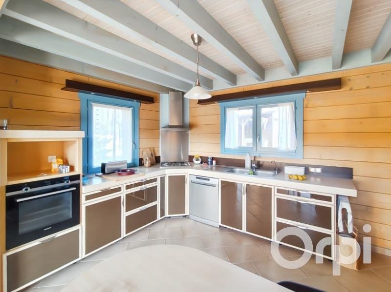 Maison - 137 m² - 6 pièces