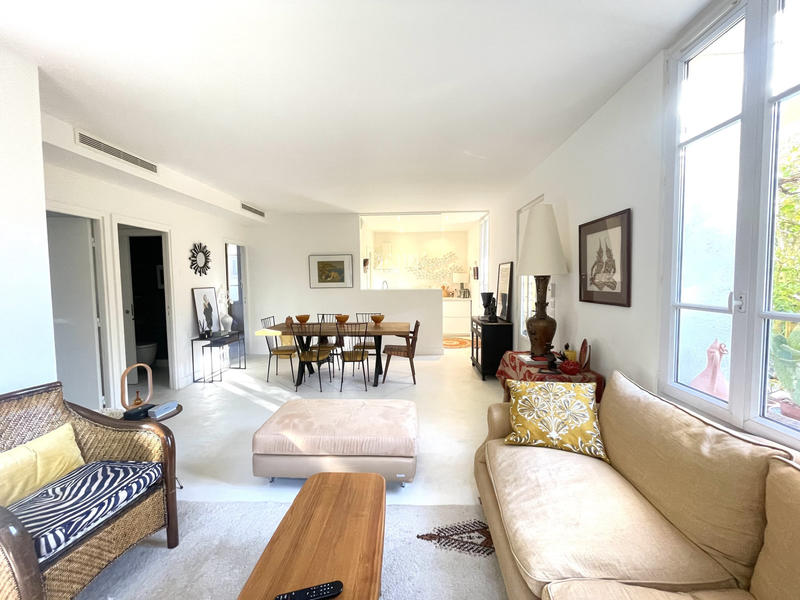 Maison - 150 m² - 8 pièces