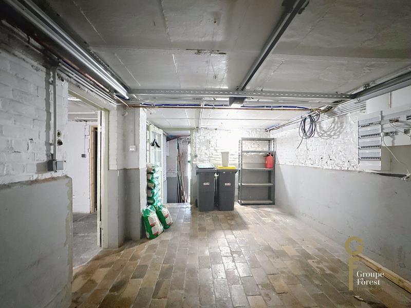 Maison - 180 m² - 5 pièces