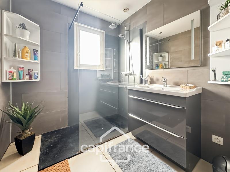 Maison - 148 m² - 6 pièces