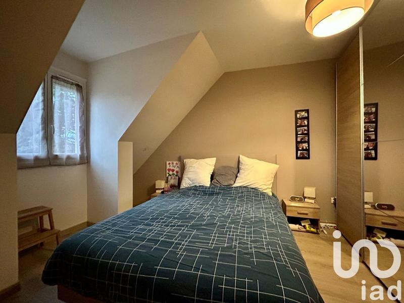 Maison - 189 m² - 9 pièces