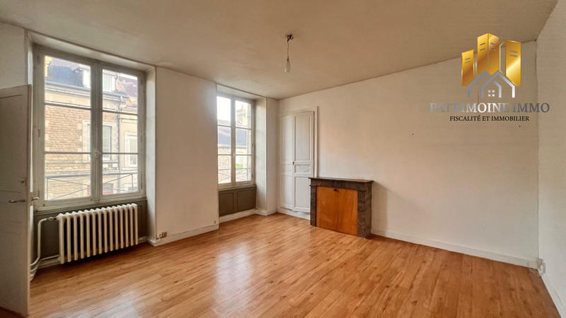 Maison - 205 m² - 9 pièces