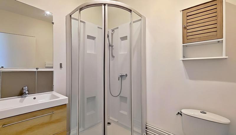 Appartement - 111 m² - 5 pièces