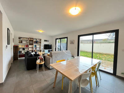 Maison - 114 m² - 4 pièces