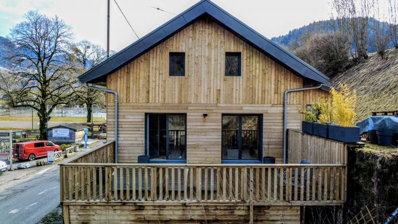 Maison - 98 m² - 4 pièces