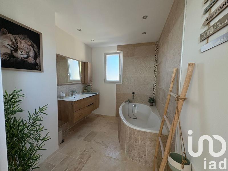 Maison - 123 m² - 4 pièces