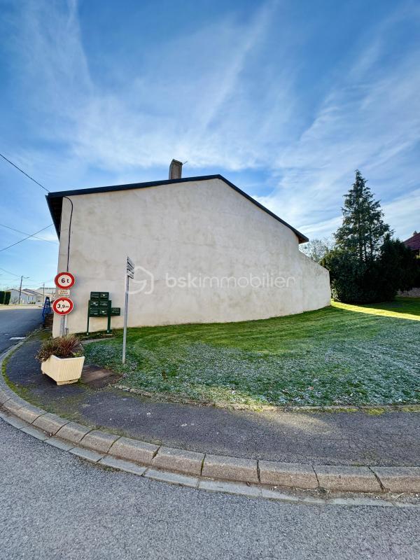 Maison de village - 100 m² - 5 pièces