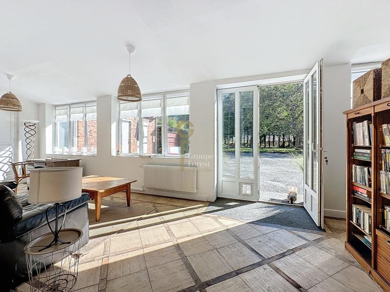 Maison - 410 m² - 12 pièces