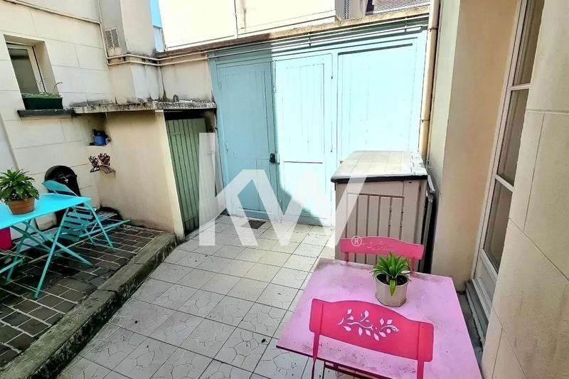 Maison - 186 m² - 6 pièces