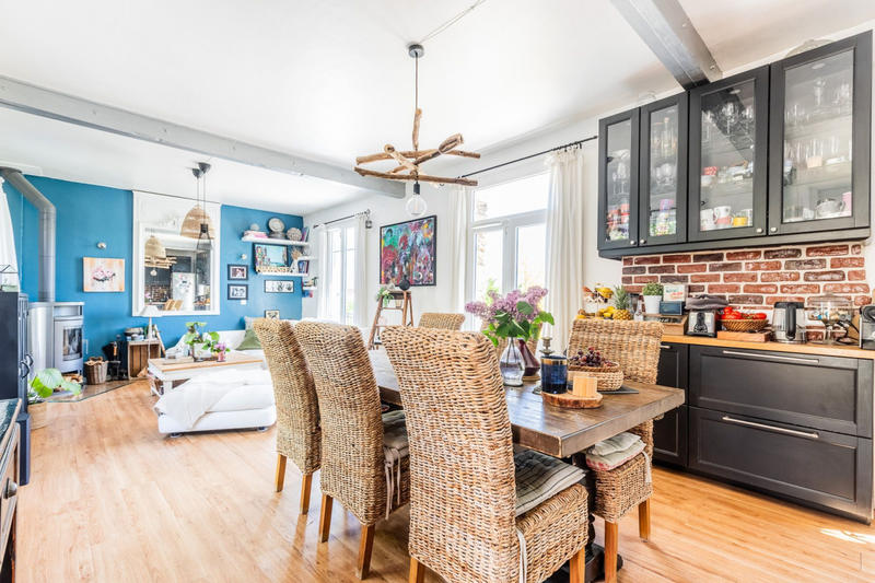 Maison - 121 m² - 6 pièces