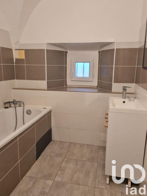 Maison - 370 m² - 9 pièces