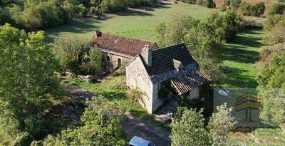 Maison - 148 m² - 2 pièces