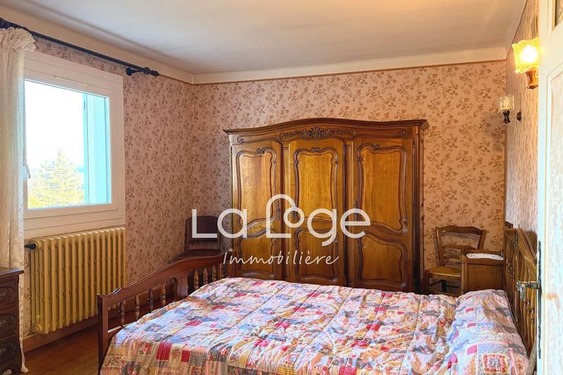 Maison - 178 m² - 8 pièces