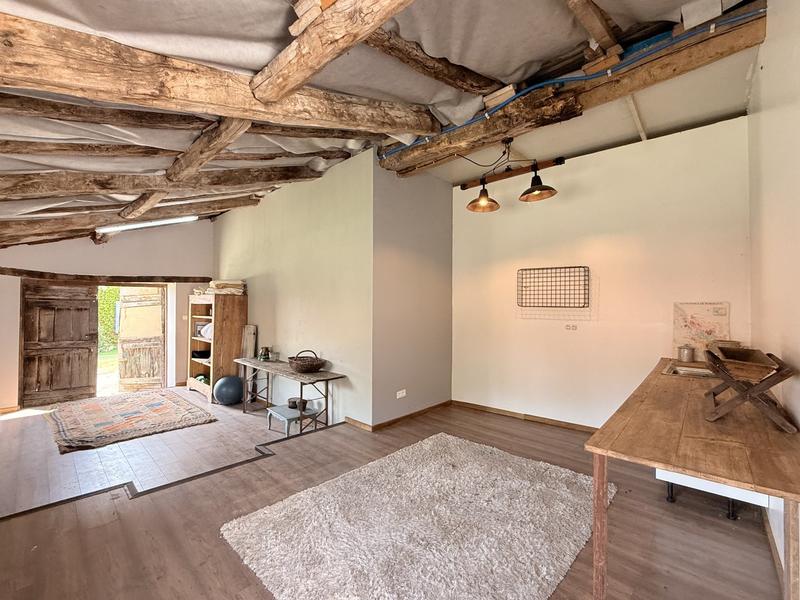 Maison - 260 m² - 7 pièces