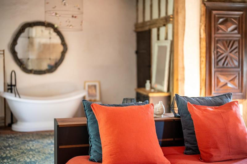 Maison - 785 m² - 15 pièces