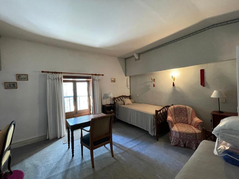 Château - 870 m² - 43 pièces