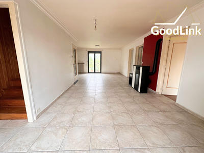 Maison traditionnelle - 115 m² - 5 pièces