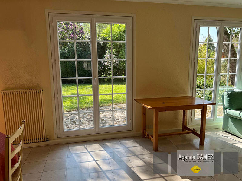 Maison - 228 m² - 9 pièces