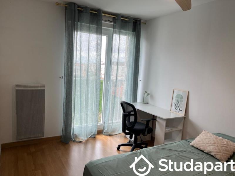 Appartement - 80 m² - 4 pièces