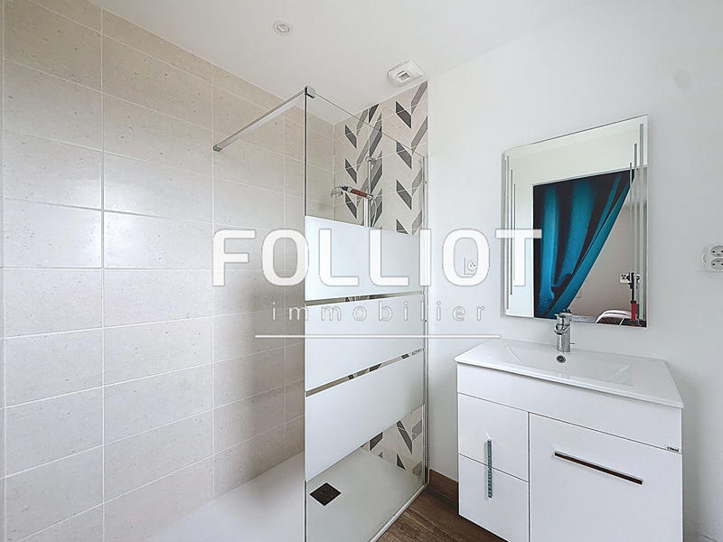 Maison - 94 m² - 5 pièces