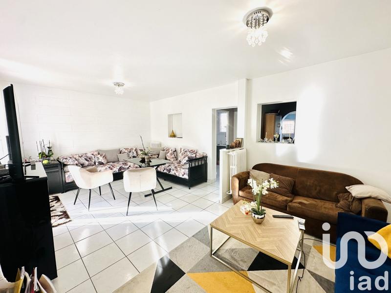 Maison - 90 m² - 5 pièces