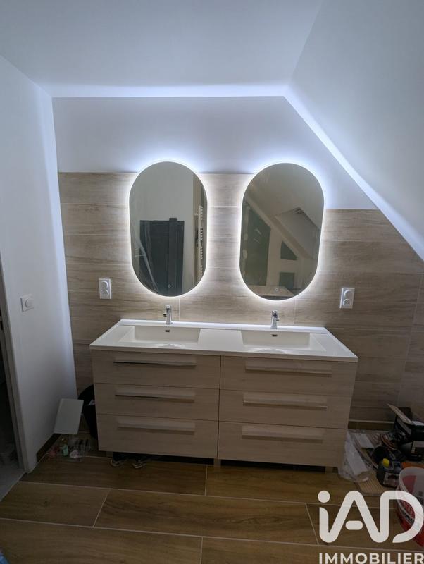 Maison - 120 m² - 5 pièces