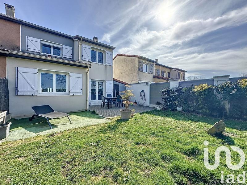 Maison - 101 m² - 4 pièces