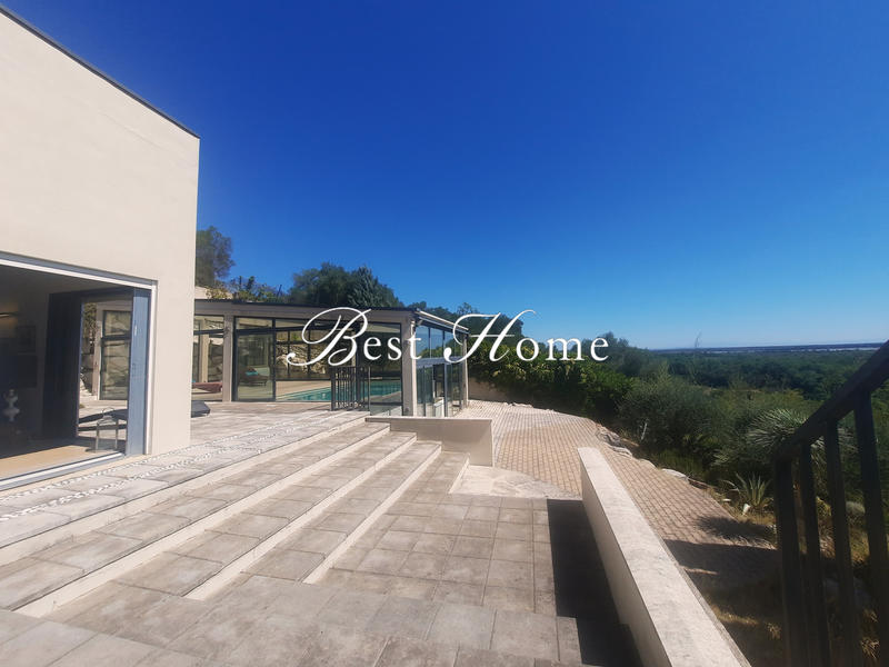 Maison - 190 m² - 7 pièces