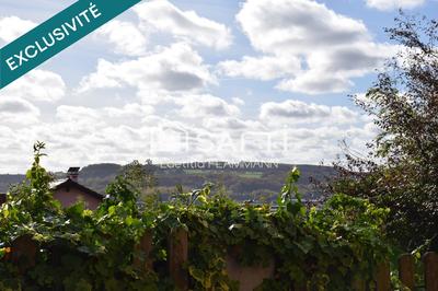 Maison - 280 m² - 8 pièces