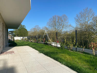 Appartement - 94 m² - 4 pièces