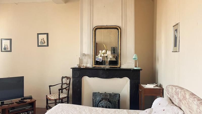 Maison de village - 320 m² - 8 pièces