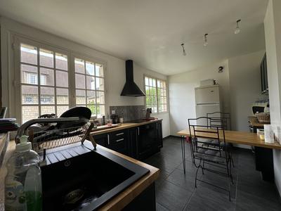 Maison - 133 m² - 6 pièces