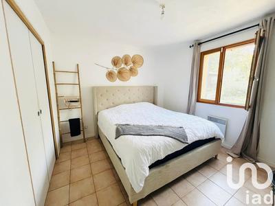Maison - 99 m² - 5 pièces