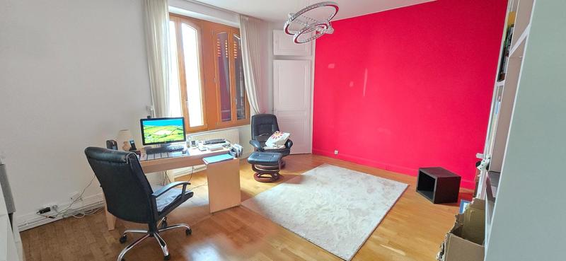 Maison - 157 m² - 8 pièces