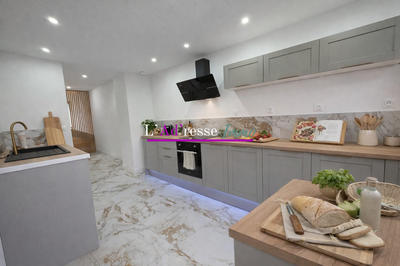 Maison - 98 m² - 5 pièces