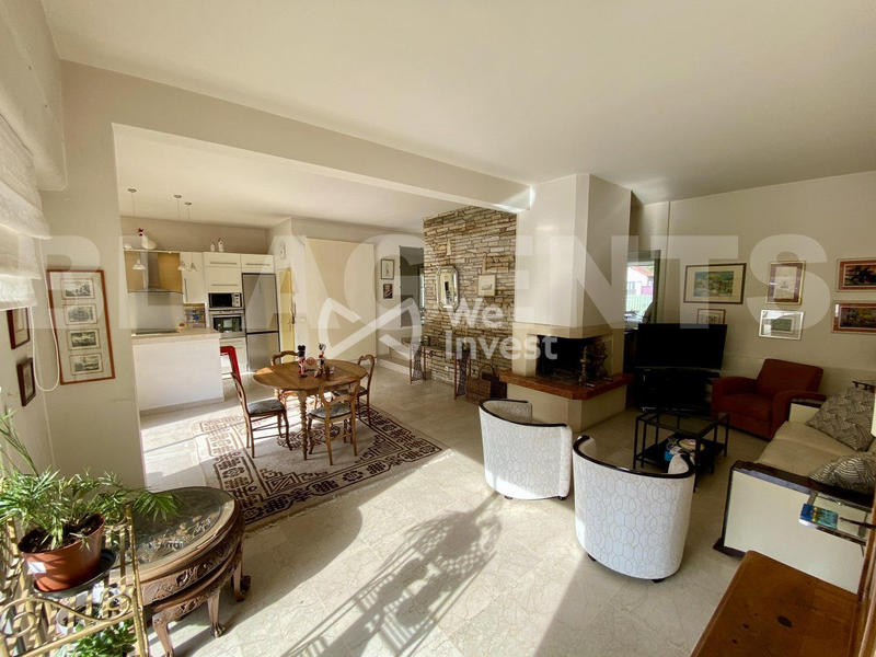 Maison - 140 m² - 5 pièces