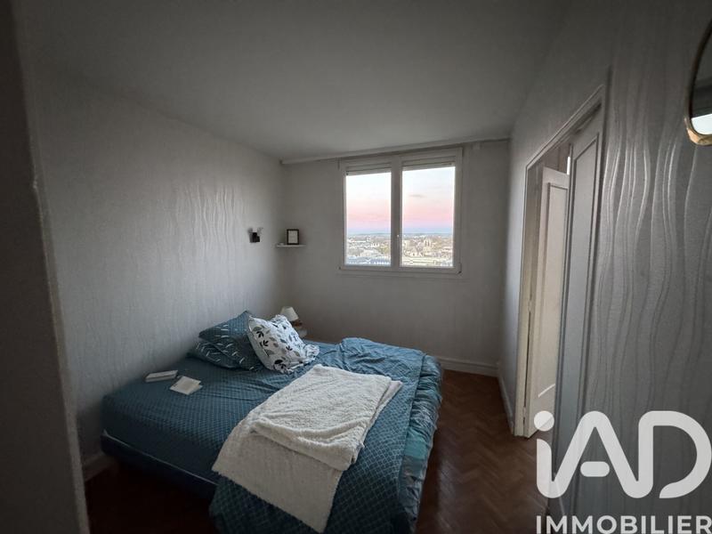 Appartement - 85 m² - 4 pièces