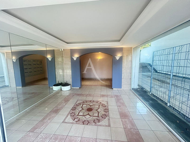 Appartement - 52 m² - 2 pièces