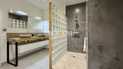 Maison - 136 m² - 4 pièces