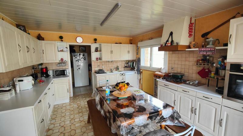 Maison - 122 m² - 4 pièces